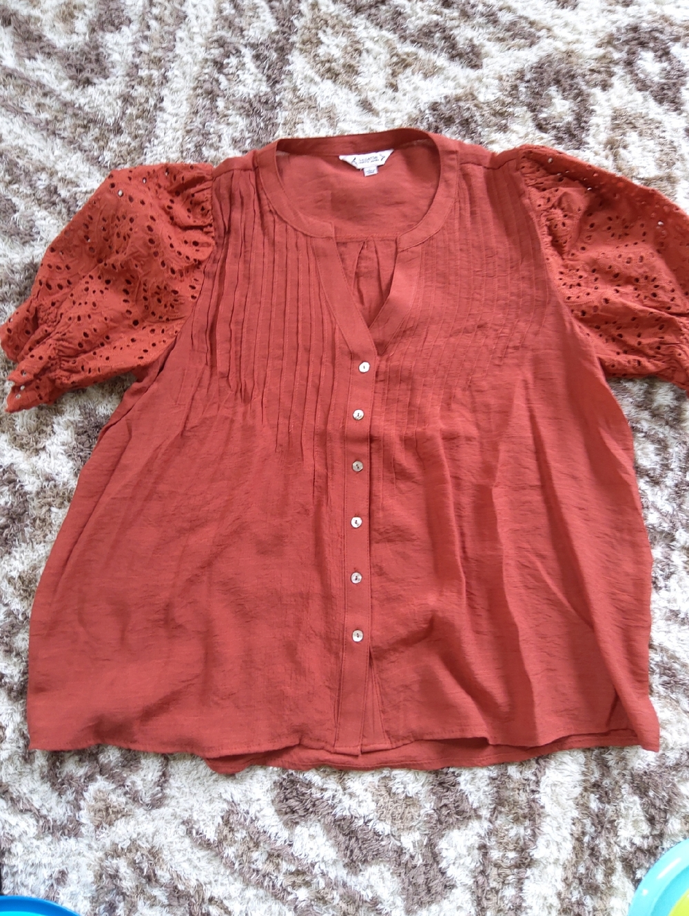 Universal Thread Rust Eyelet Puff Sleeve Button-Down Top